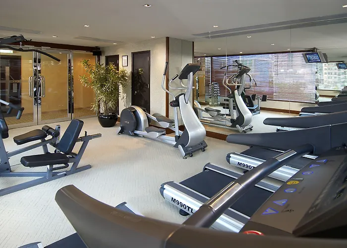 Lan Kwai Fong Hotel - Kau U Fong